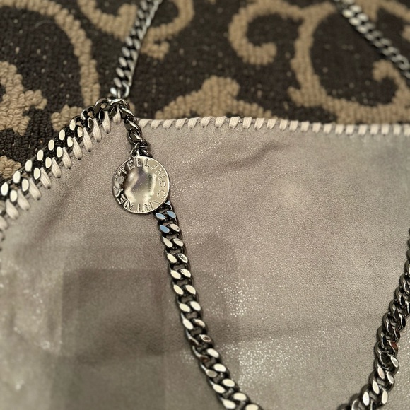 Stella McCartney designer bag. Falabella Two chain Grey Bag. - Picture 3 of 6